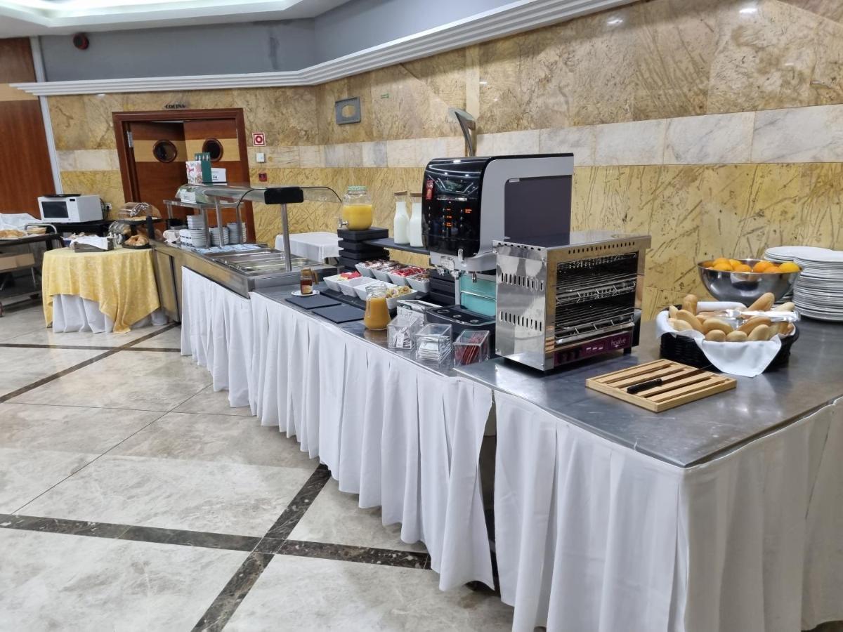 Ejido Hotel El Ejido Ngoại thất bức ảnh